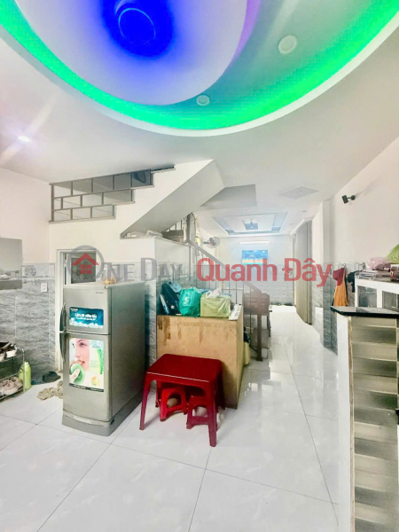 ► Near Nguyen Hoang Street, 41m2, 4-story reinforced concrete building, 4 en-suite bedrooms, front and back rooftop terraces, 3.x billion VND Sales Listings