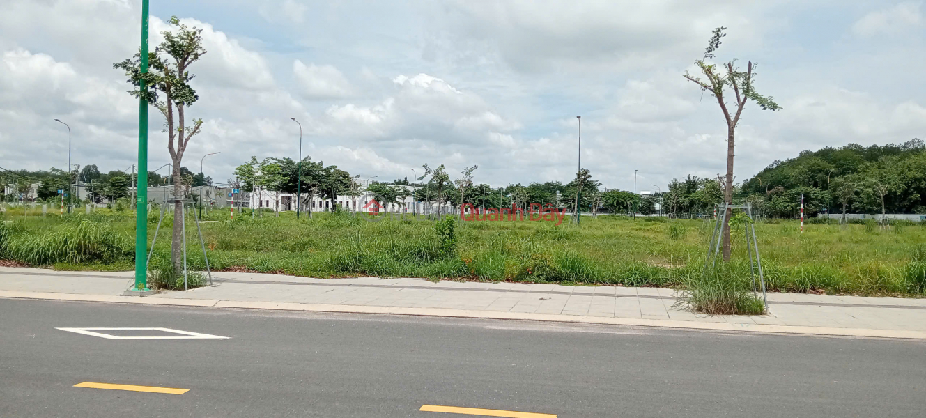 đ 1.85 Billion, Land for sale in Hoa Loi 14-6 Ben Don, Hoa Loi Ward, Ben Cat City, Binh Duong Area: 5x18 = 90 m2 100% residential land