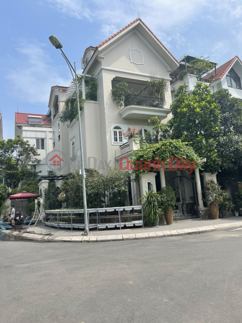 Nam Cuong Villa for sale at Co Nhue I - Bac Tu Liem. Corner Lot 180m2 Only 30 Billion VND _0