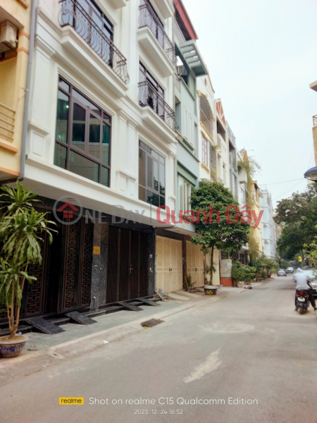 Selling adjacent to Van Quan Ha Dong, 100m2 x 4T, large frontage for business, spacious summer, 15 billion Sales Listings