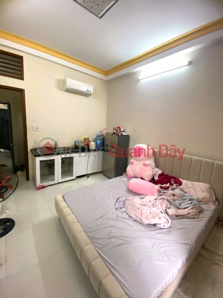 đ 10.9 Billion | 4-STOREY SERVICED APARTMENT ON HUYNH VAN BAN, AREA 150M2, READY CASH FLOW, 7 BEDROOMS, 7M ALLEY, SQUARE BOOK, COPPER, CAR CAN SLEEP INSIDE THE HOUSE.