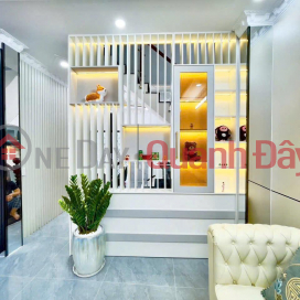 3-STORY HOUSE, TRUCK ACCESS, NEXT TO PHU MY HUNG, RIGHT ON THE MAIN ROAD, JUST OVER 5 BILLION VND _0