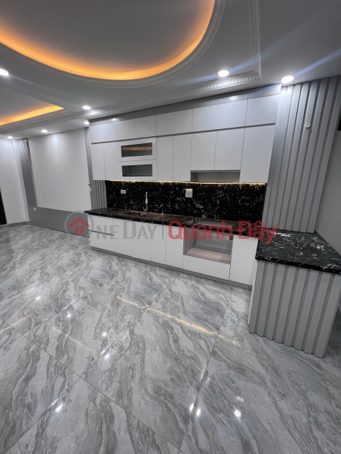 House for rent on Cu Chinh Lan Street, 6 floors x 45m2, open floor _0