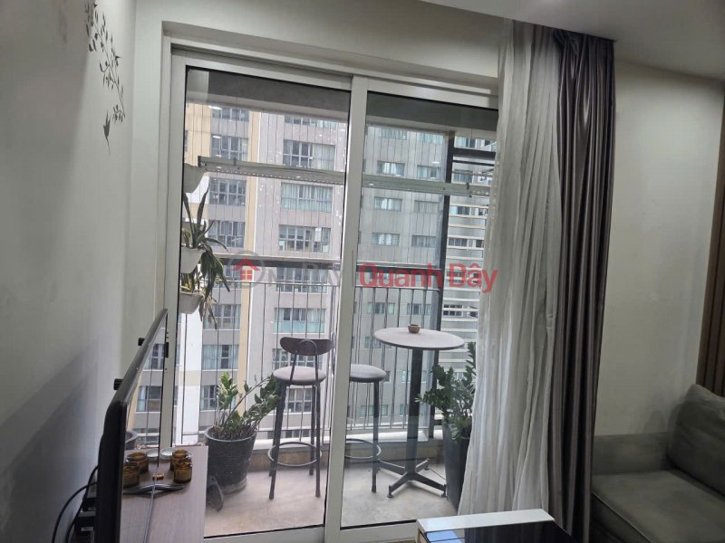 đ 6.3 Billion, Hurry and own a 2-bedroom, 2-bathroom apartment in Seasons Avenue, Tower S2, for 6.3 billion VND, 81m2.