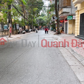 Ta Quang Buu townhouse, the busiest VIP area on the street, is rare for sale. _0