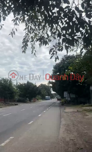 Bán đất đẹp 197m2 mặt tiền Trần Hưng Đạo, Ea TLing - Kinh doanh thuận tiện, giá 2,2 tỷ | Việt Nam Bán đ 2,2 tỷ