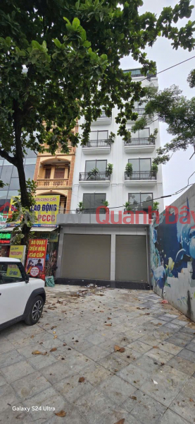 đ 25,5 tỷ | CỰC PHẨM NHÀ MẶT PHỐ QUANG TRUNG HÀ ĐÔNG - LÔ GÓC - VỈA HÈ 7M - KINH DOANH SẦM UẤT - 5 Ô TÔ TRÁNH THANG MÁY
