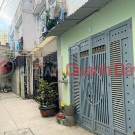 House for sale in District 12, 1 lot TCH 35, with 3 bedrooms, near Quang Trung afternoon CV. Price is only 3,150 rate _0