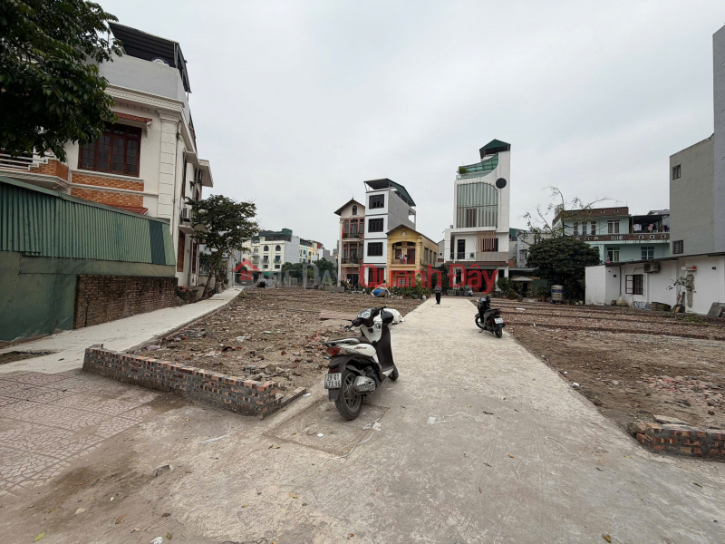 Bán 51m2 đất Ngọc Thụy ô tô đỗ ,mặt tiền 6m 8.67 tỷ Long Biên. Niêm yết bán