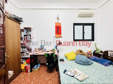 Định Công Thượng 37m 4 tấng chỉ 7,3 tỷ, gần ô tô 40m, gần trường, chợ, sổ vuông _0