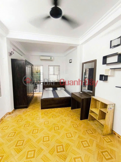 Cho thuê nhà nguyên căn ngõ 139 Tân Mai, 30m2 x 5 tầng, 3 ngủ khép kín, 10 triệu _0