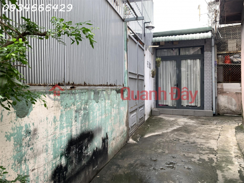 3-storey alley house close to Nam Hoa Street, District 9. Huge area of 90m2, price only 3.8 billion -T3936 _0