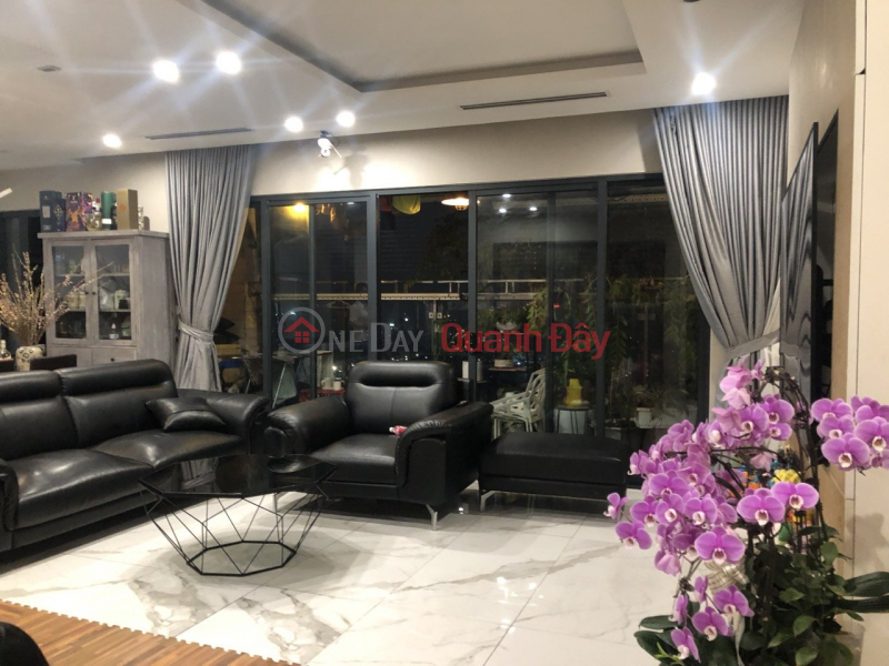 IMPERIA GARDEN: A rare opportunity to own a uniquely designed 4-bedroom apartment with an area of 136m2. Sales Listings