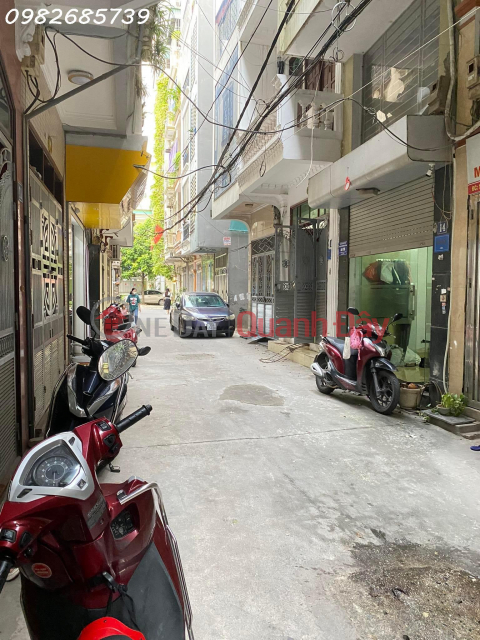 Selling house with car lot located on Tran Phu street, Mo Lao, Ha Dong, 50m, 4 floors, slightly 7 billion _0