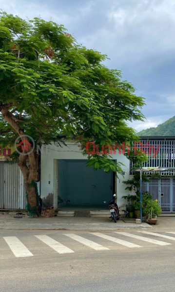 HOUSE FOR LEASE LEVEL 4 FACILITIES 60 PHAM VAN DONG - NHA TRANG - KHANH HOA, Vietnam, Rental, đ 10 Million/ month