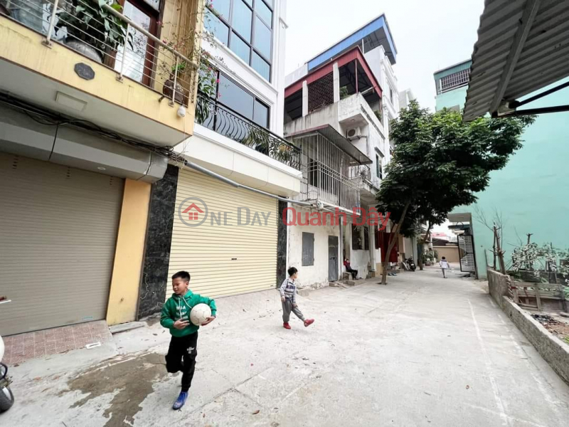 House for sale Thanh Lam Ha Dong - Next to Dai Nam University - Car enters the house Sales Listings