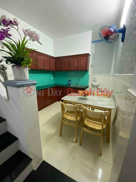 Small house segment: Nguyen Phuc Chu, Ward 15, Tan Binh district, 36m2, 2 floors, about 3 billion. Vietnam | Sales | ₫ 3 Billion