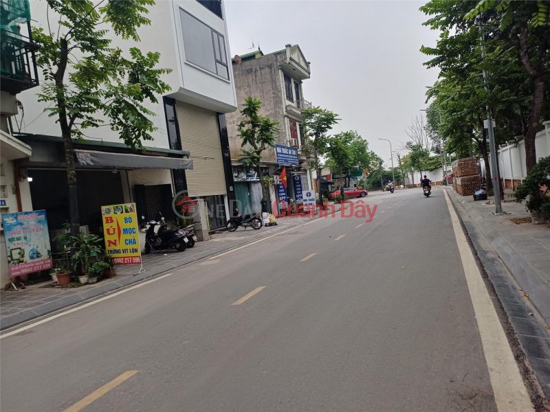 HOUSE FOR SALE IN THACH BAN, 4-STORY BUILT BY THE OWNER - MAIN ALLEY FRONTAGE - 4-SEATER CAR CAN PARK AT THE DOOR - 7 BILLION VND Sales Listings