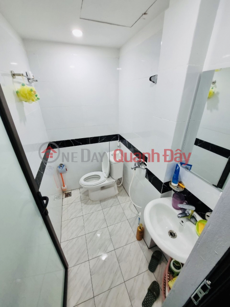 Cash flow house on Kham Thien street, Dong Da 39Mx6T 9 rooms cash flow 60 million\\/month, slightly 5 billion contact 0817606560 | Vietnam, Sales | ₫ 5.5 Billion