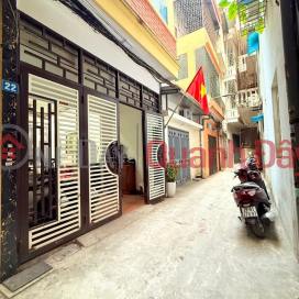 Bán nhà Vương Thừa Vũ 50m phân lô, 2 thoáng, nhà đẹp ở luôn _0