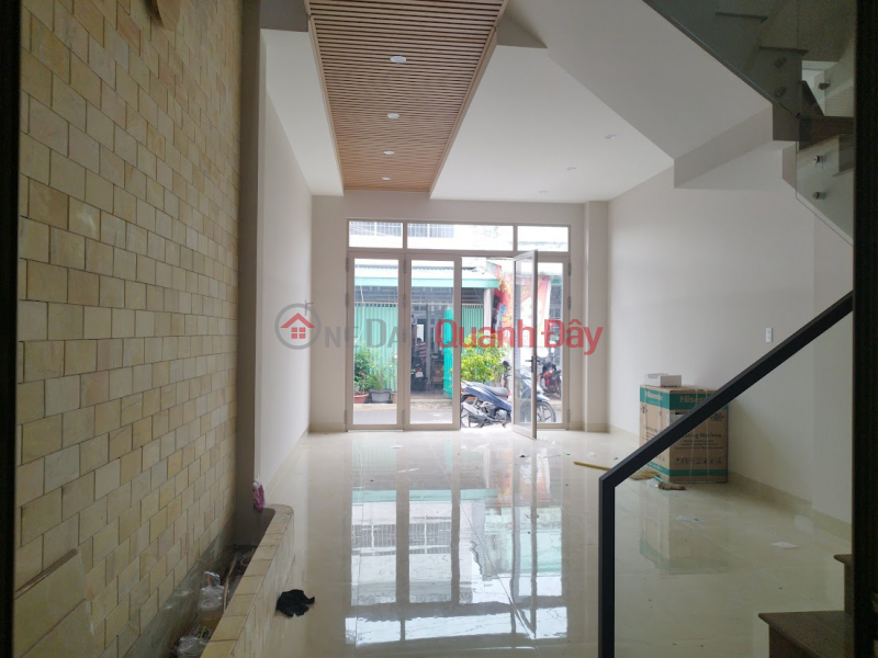 Nhà mặt phố 2 tầng Sổ Hồng, Tân Hòa, Sa Đéc. 3PN, 65m2, giá 2.6 tỷ. Hướng Bắc. Niêm yết bán