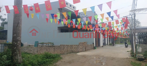I am the owner and I need to sell two plots of land in Xuan Long, Xuan Mai, Hanoi - Beautiful location - Close to schools and markets. _0