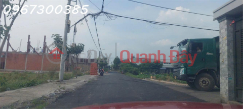 Land for sale in Xuan Thoi Thuong, Hoc Mon, with full residential zoning, area 80.7 m2, frontage 5.6m, price 3.7 billion VND. _0