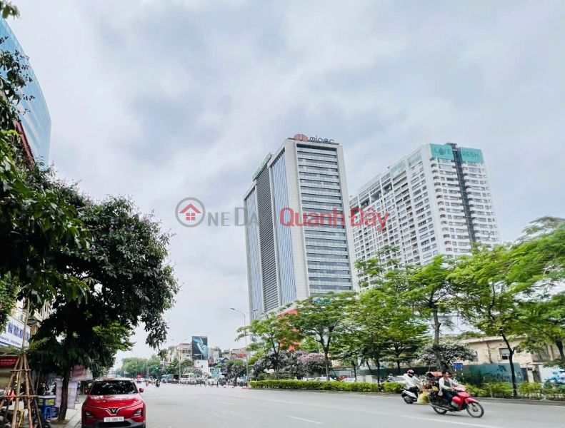 HOUSE FOR SALE ON TAY SON STREET, 9 FLOORS, ELEVATOR - SIDEWALK FOR CARS, AVOIDING BUSINESS, OVER 28 BILLION Sales Listings