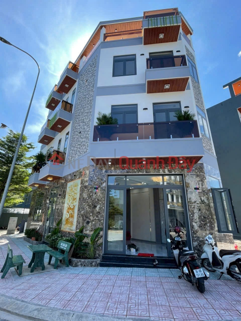 BEAUTIFUL HOUSE - GOOD PRICE - OWNER NEEDS TO SELL QUICKLY HOUSE in Binh Chuan Ward, Thuan An, Binh Duong _0
