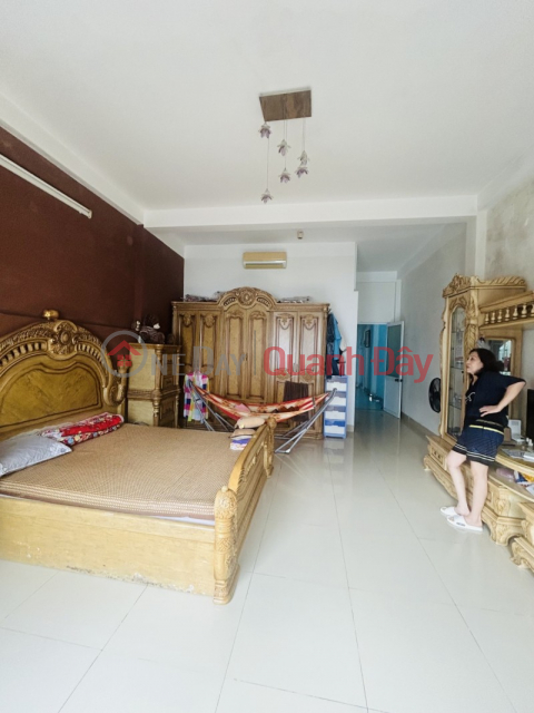 ► House on Nguyen Hang Street near Cam Le District Police Station, 95m2, 5m frontage, 2 solid floors, 6.x billion VND _0