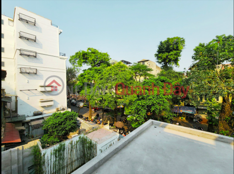 Cho thuê nhà mặt phố Phùng Hưng 4 tầng, MT21m, R 642m2, sát ngã 3 PH – Phan Đình Phùng _0