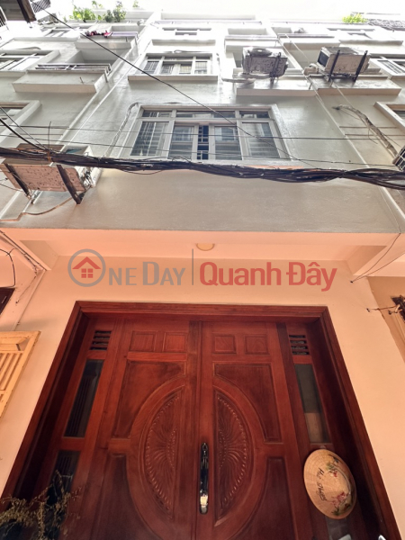 KHU VỰC HIẾM NHÀ BÁN - VỊ TRÍ TRUNG TÂM - NHÀ THIẾT KẾ ĐẸP - NGÕ RỘNG THOÁNG SÁNG - KHU VĂN MINH DÂN TRÍ CAO Niêm yết bán