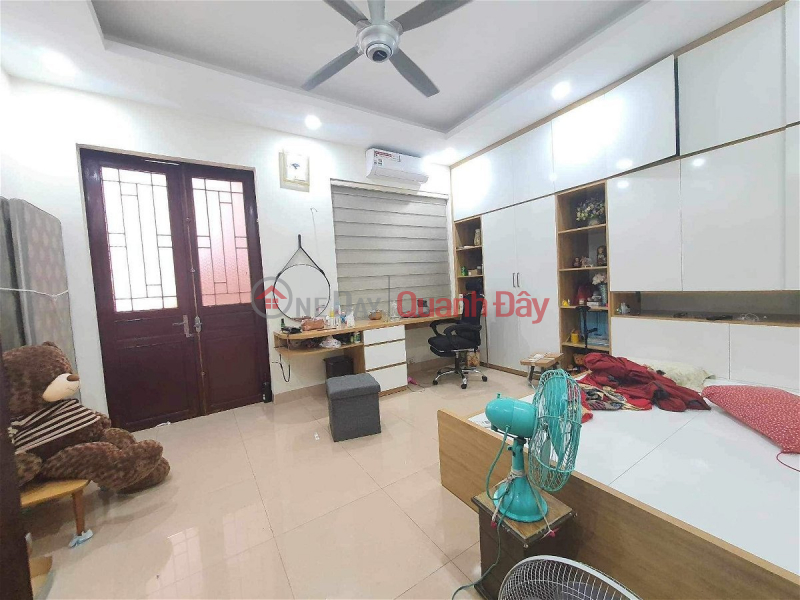 Property Search Vietnam | OneDay | Residential Sales Listings | House for sale on Tran Quang Dieu Street, Dong Da District. 55m Frontage 5.1m Approximately 10 Billion. Commitment to Real Photos Main Description