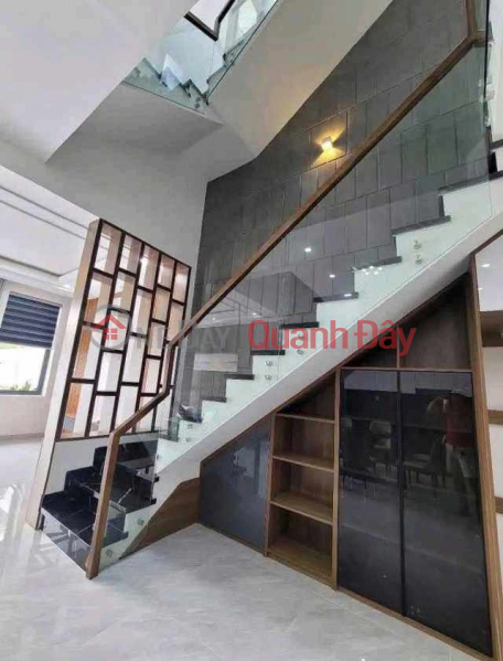 đ 2,35 tỷ, Nhà đẹp ngay trung tâm