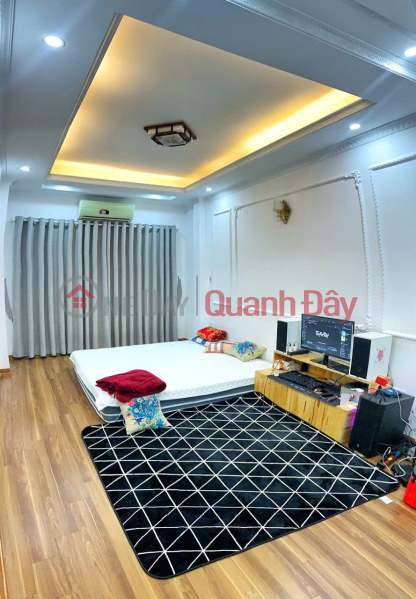 HOUSE FOR SALE: 4 STORIES + ROOFTOP AREA – KIEN THANH, GIA LAM, NEAR LY THANH TONG STREET. PRICE: 6.4 BILLION VND. Vietnam Sales | đ 6.4 Billion