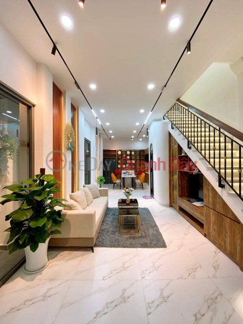 Urgently selling sparkling beautiful house with high quality furniture in Thong Nhat Go Vap 7.19 billion, 57m2, 4 floors, car alley _0