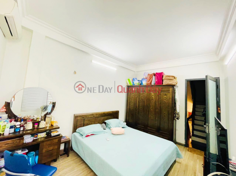 Property Search Vietnam | OneDay | Residential | Sales Listings HAO NAM HOUSE FOR IMMEDIATE SALE, 32M2*5 FLOOR, 3 BEDROOM, NEAR THE STREET, 3.9 billion, 0823934589.