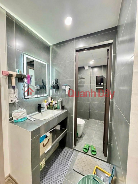 đ 16,3 tỷ | nhà đẹp Ngọc Lâm, gara, 7 tầng thang máy, mặt tiền 9m, ngõ nông, gần ôtô tránh