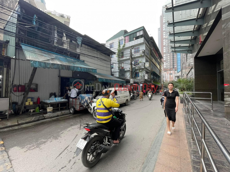 Property Search Vietnam | OneDay | Residential Sales Listings House for sale on LE VAN LUONG Street - Corner lot 105m2 - Frontage width 12.6m - Peak business, Slightly 37 billion - 0846859786