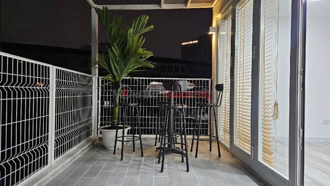 Property Search Vietnam | OneDay | Residential, Sales Listings | House for sale in Lang Ha, 38m² x 6 floors, elevator, 12.35 billion VND, corner plot.