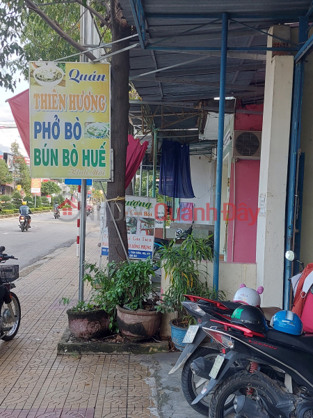 ENTIRE 2-FRONT HOUSE FOR SALE IN SAM UAT CENTER, TAN SON TOWN, NINH SON, NINH THUAN. Sales Listings