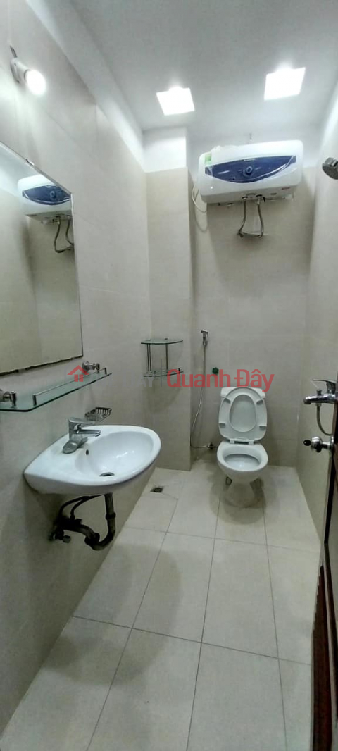 114m 3 Bedroom Royal City Neighborhood Luxury Apartment. Full Service Utilities. Owner Need To Sell Urgently _0