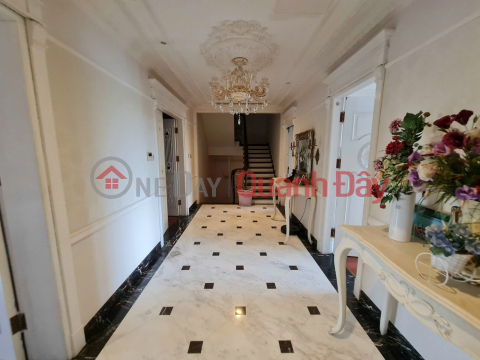 Bán căn biệt phủ đẳng cấp tại khu QUEEN Ciputra _0