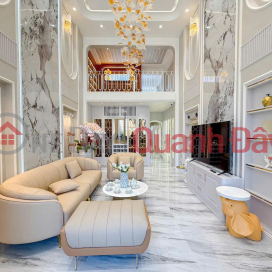PRICE REDUCED BY 2 BILLION VND, HOUSE IN RESIDENTIAL AREA NEAR HOANG QUOC VIET STREET, WITH ELEVATOR, VIP RESIDENTIAL AREA _0