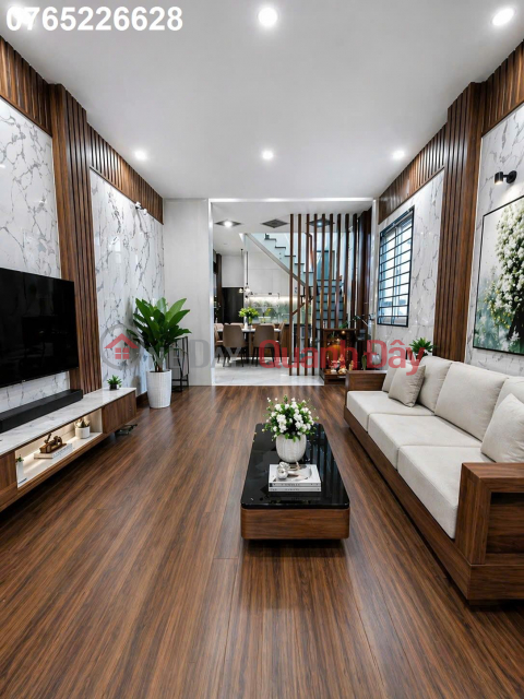 CORNER HOUSE WITH 2 FRONTAGES IN PHU THO, HOA ALLEY, CAR ACCESS, 63M2, 2 FLOORS, PRICE BELOW 4.5 BILLION VND (NEGOTIABLE) _0