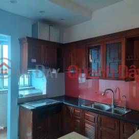 Apartment for rent P3 Phuong Liet 80m2, 3 bedrooms, 2 bathrooms, 12 million for family, group _0