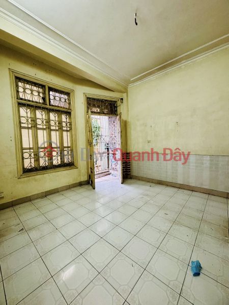 đ 16,3 tỷ Bán nhà phân lô phố Nguyên Hồng - Đống Đa, 36m2 oto tránh - kinh doanh giá 16,3 tỷ