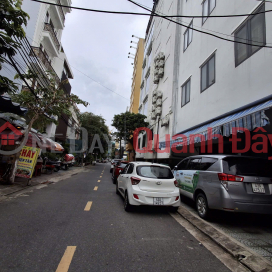 BEAUTIFUL HOUSE, READY TO MOVE IN, CHEAPEST PRICE IN THE AREA, OVER 6 BILLION, 3 FLOORS, SOLIDLY BUILT BY OWNER. FRONTAGE AREA OF HAI CHAU _0