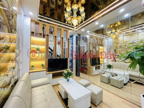 NHÀ NỘI THẤT LUXURY -NHÀ ĐẸP ĐỈNH CAO KHU VỰC CẦU GIẤY -3 MẶT THOÁNG _0