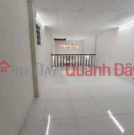 Au Duong Lan Alley, accessible by car, house with wider rear section, 3 bedrooms, completed construction permit. _0